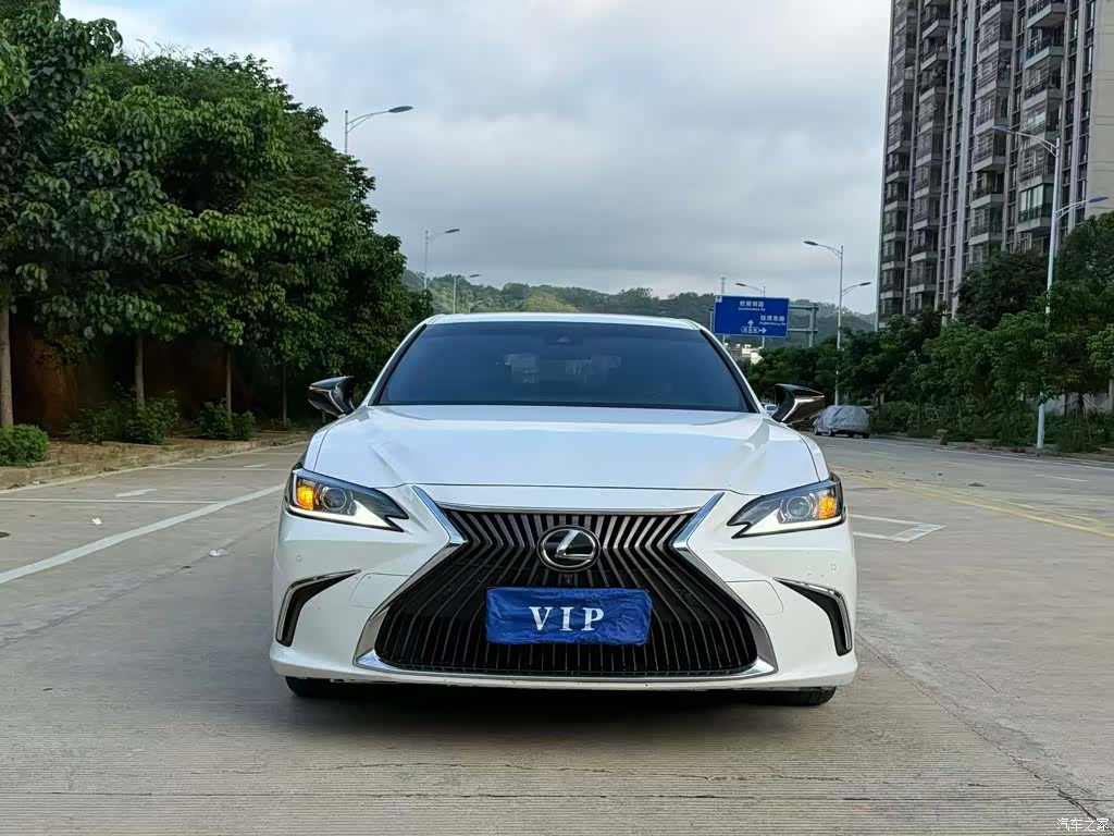 Lexus ES, 2020 2