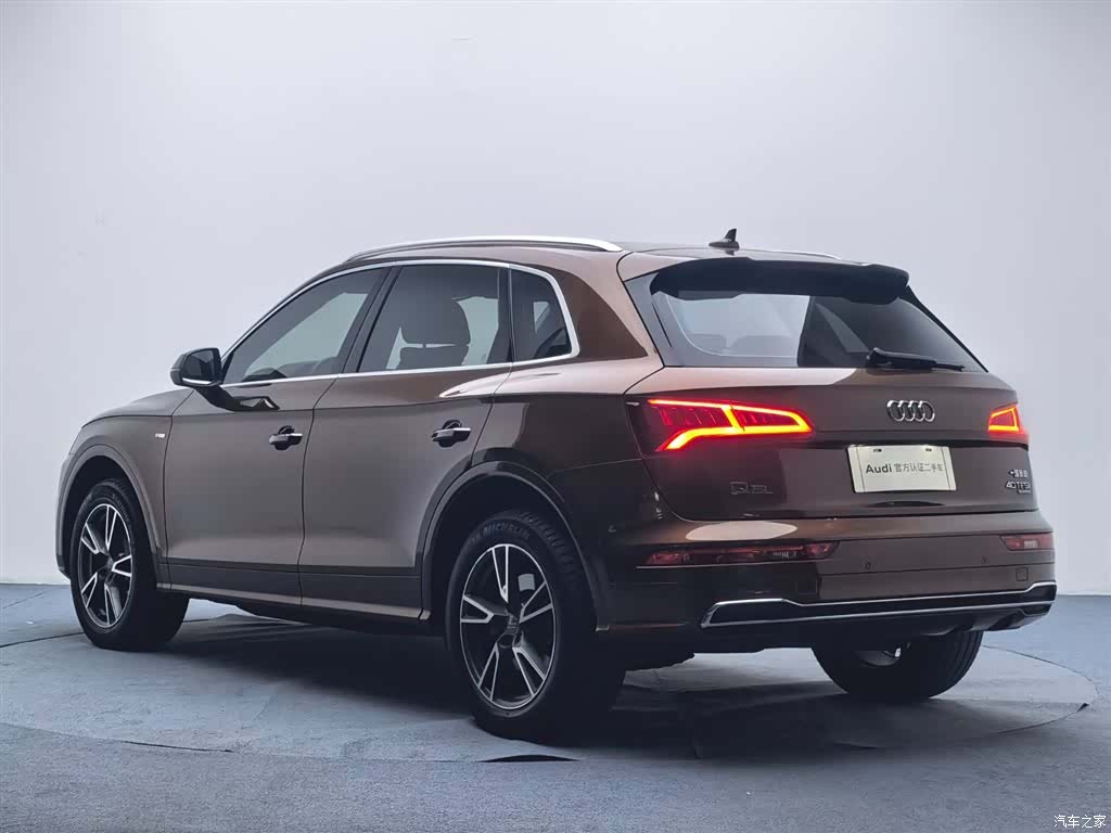 Audi Q5L, 2019 все фото