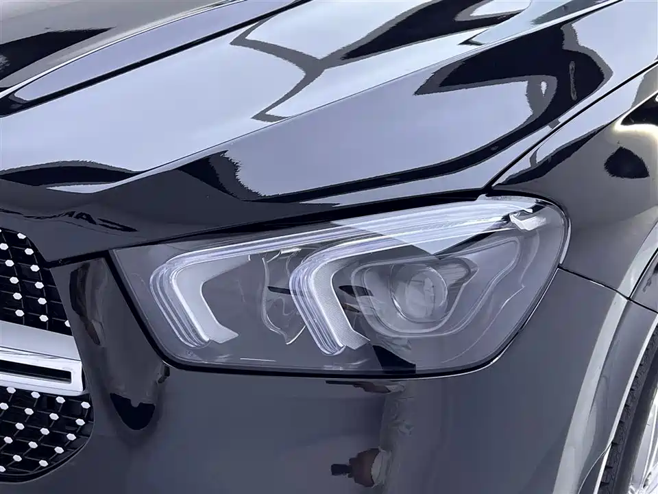 Mercedes-Benz GLE Mercedes-Benz GLE