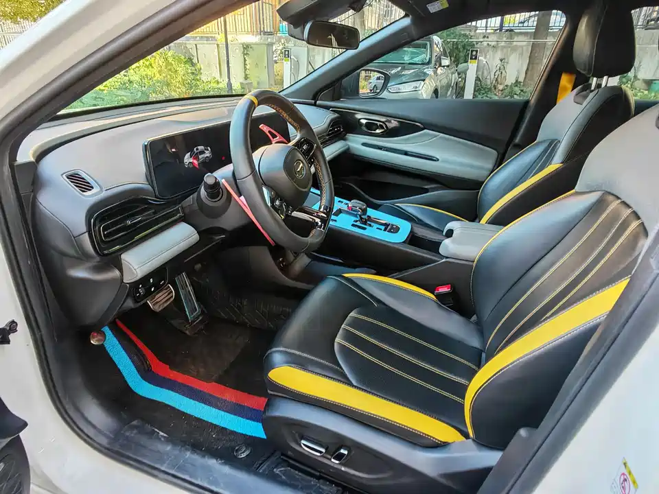 Trumpchi Shadow Leopard