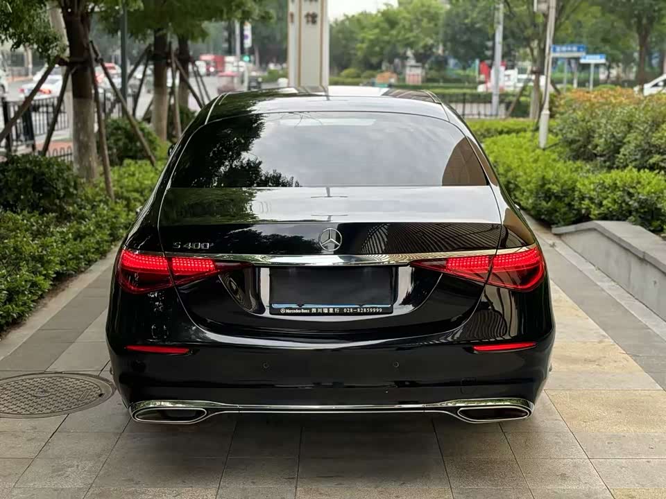 Mercedes-Benz S-class Mercedes-Benz S-class