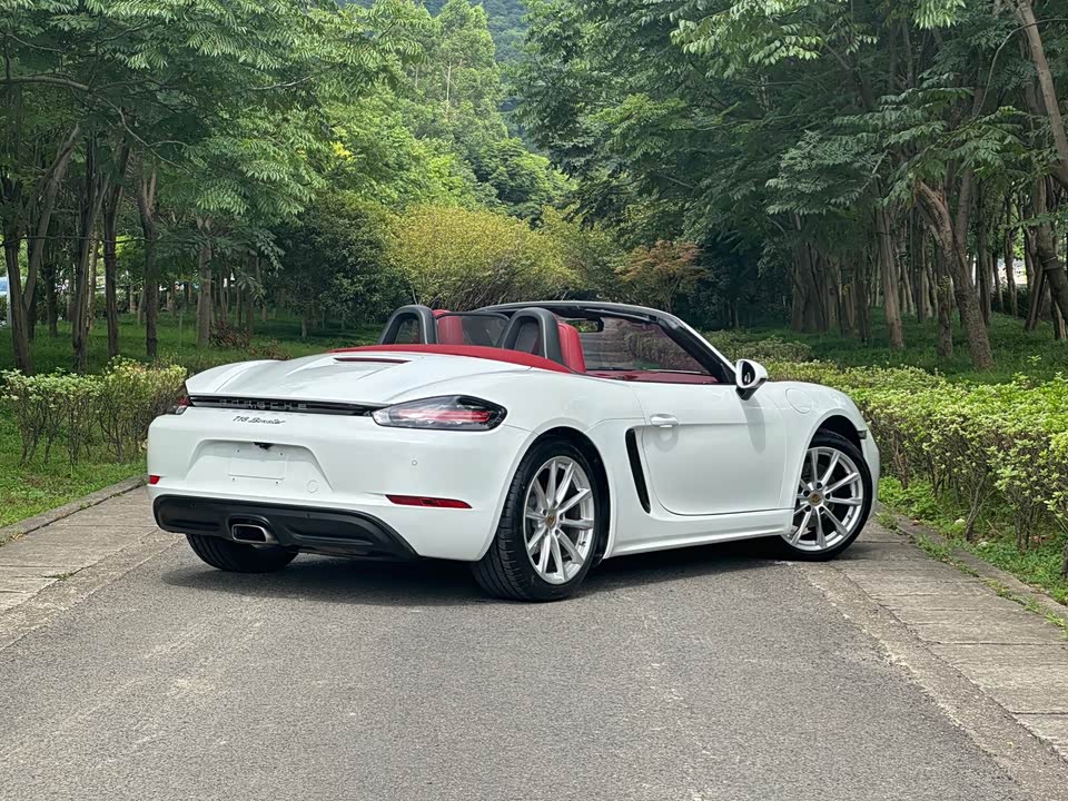 Porsche 718