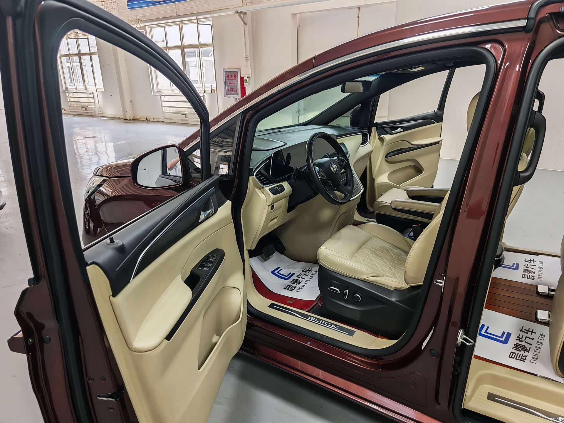 Buick GL8, 2021 11
