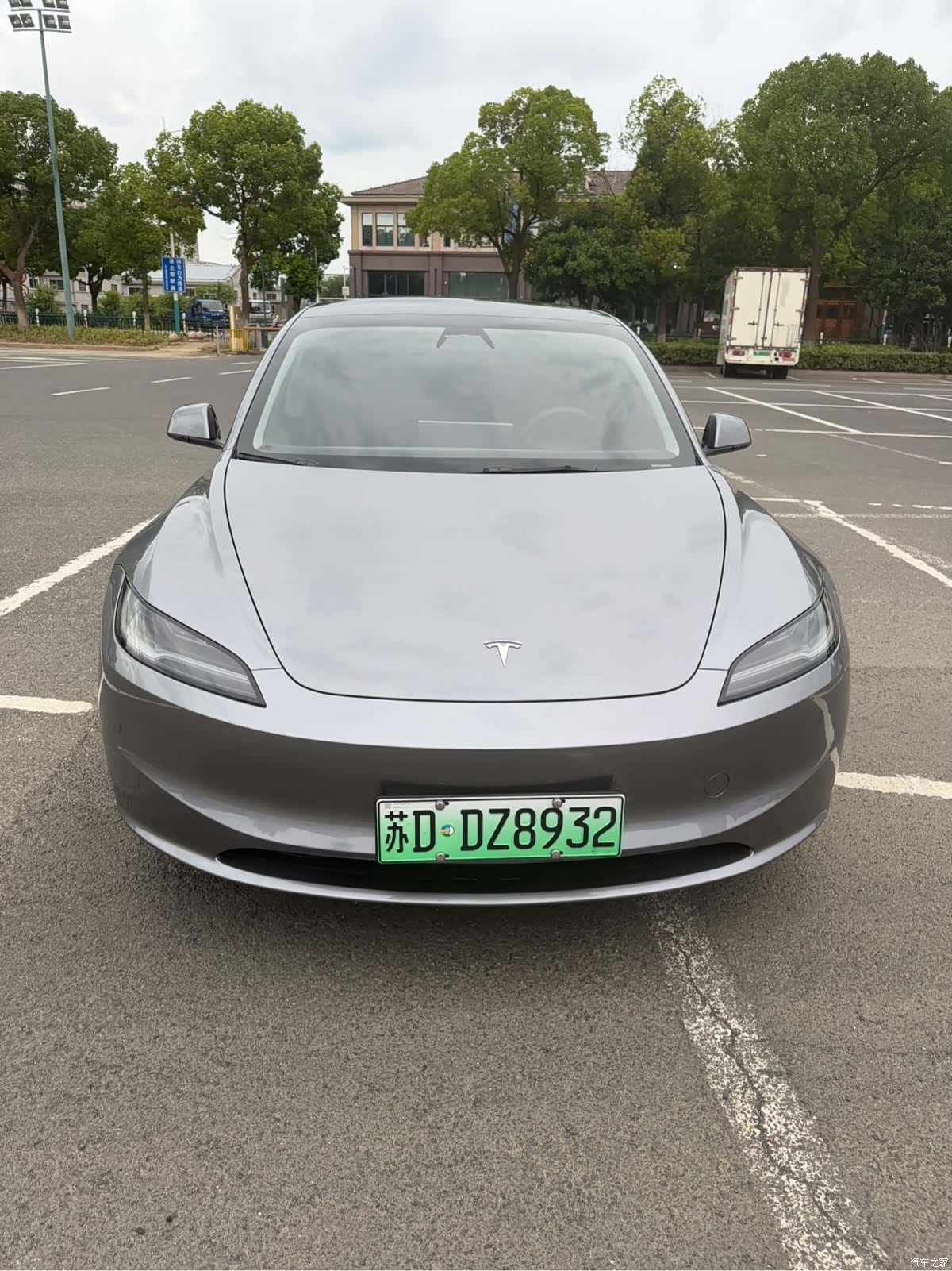 Tesla Model 3, 2025 2