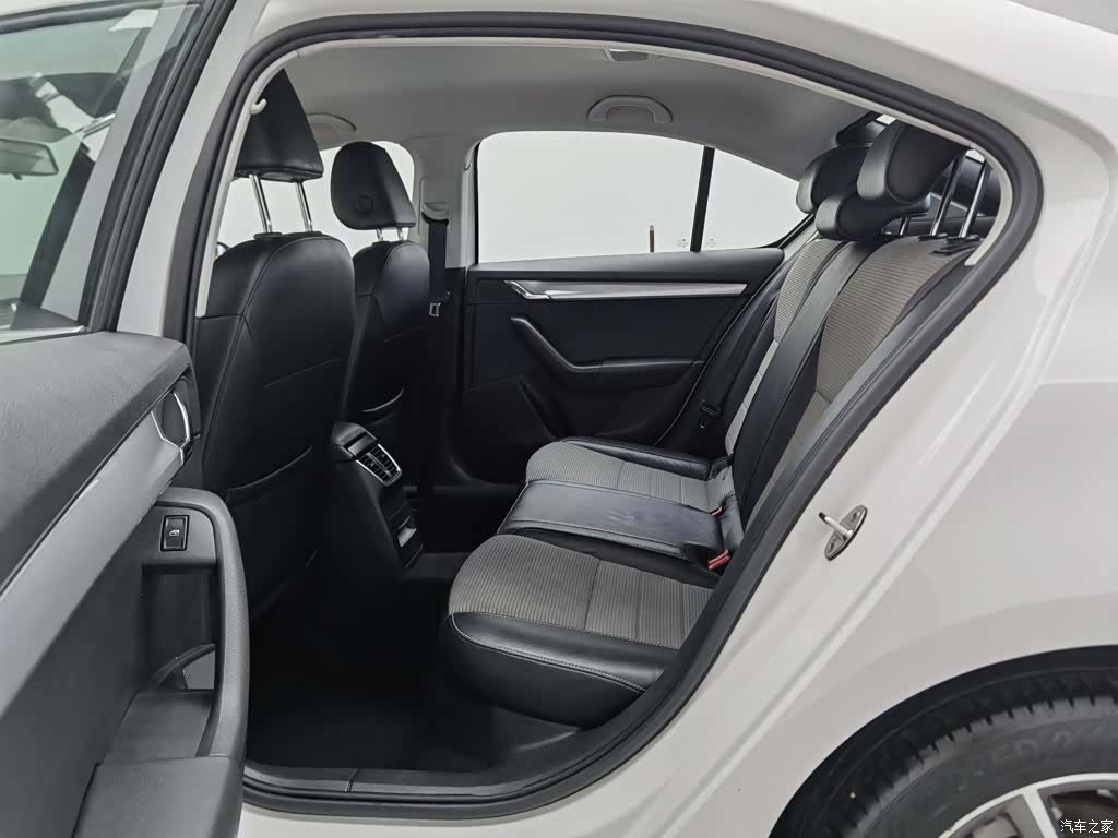 Skoda Octavia, 2016 15