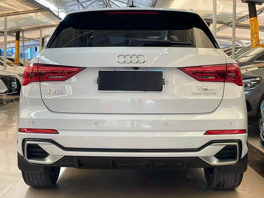 Audi Q3 2024, фото 5