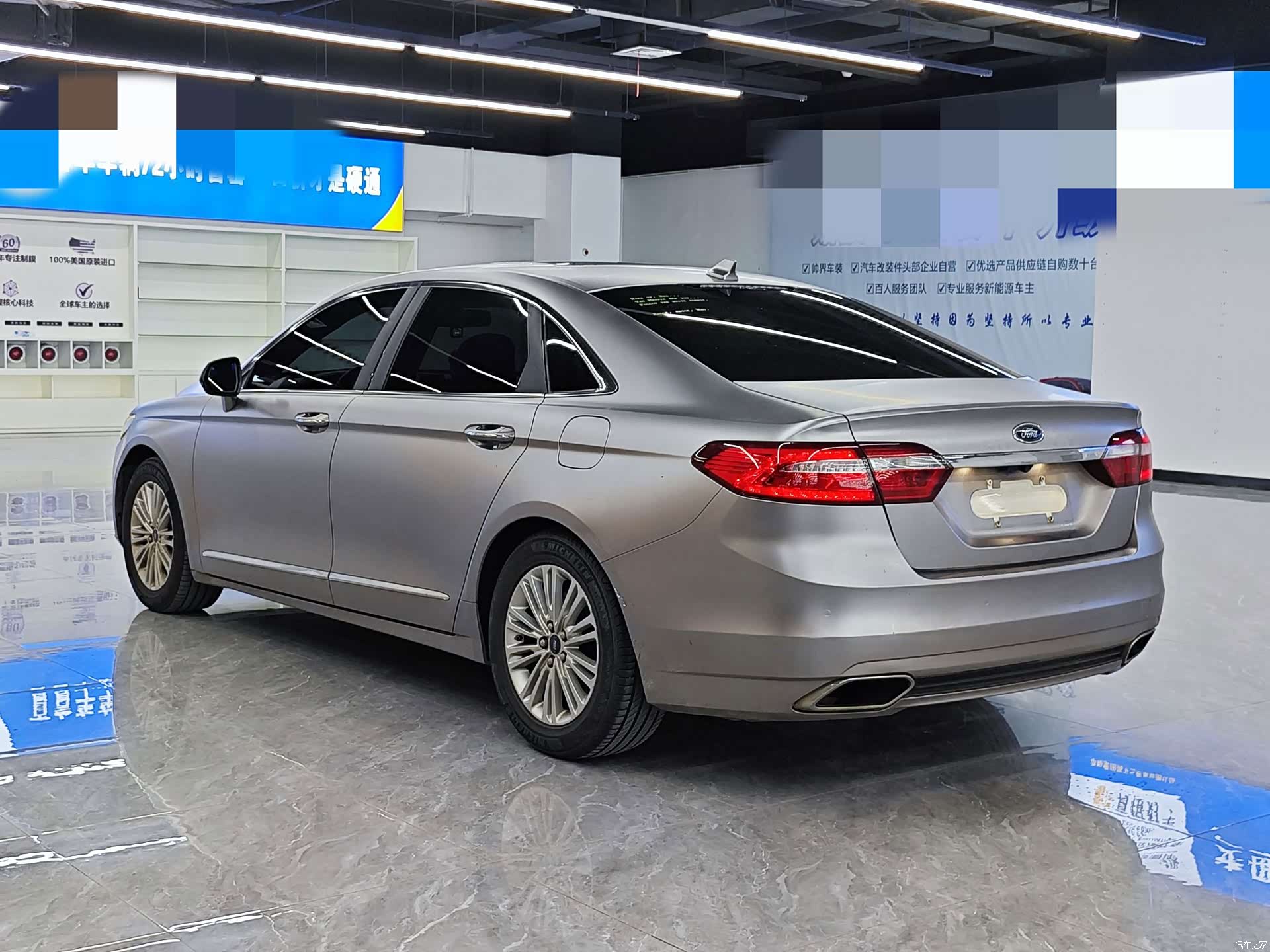 Ford Taurus, 2017 все фото