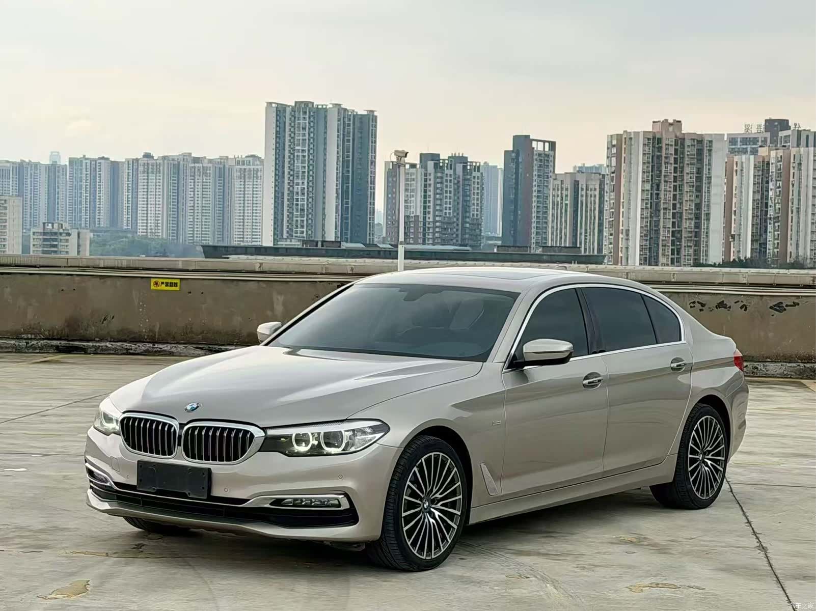 BMW 5 Series, 2017 1