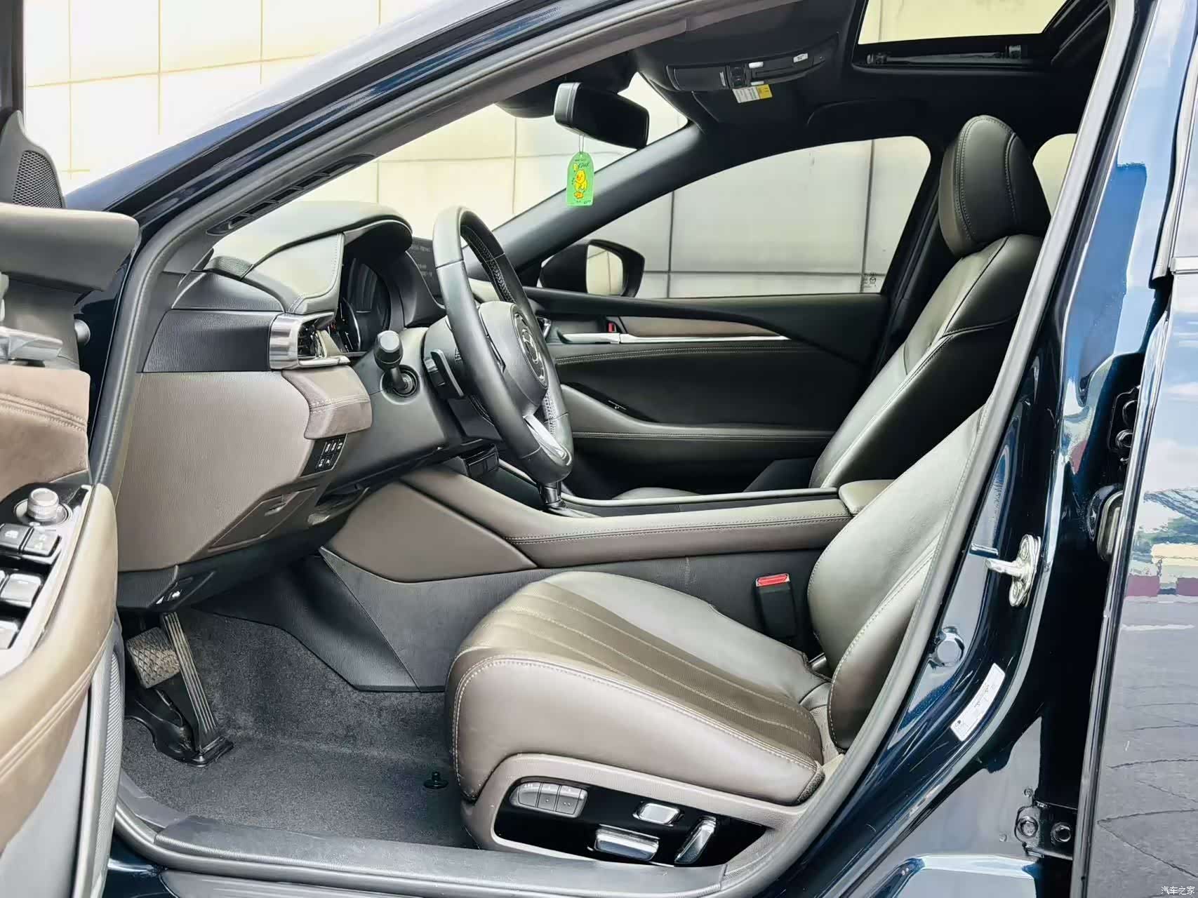 Mazda Atenza, 2022 9