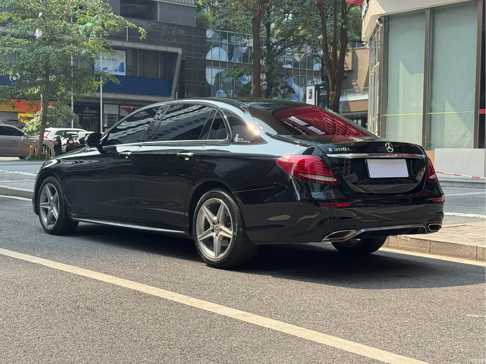 Mercedes-Benz E-Class, 2019 6