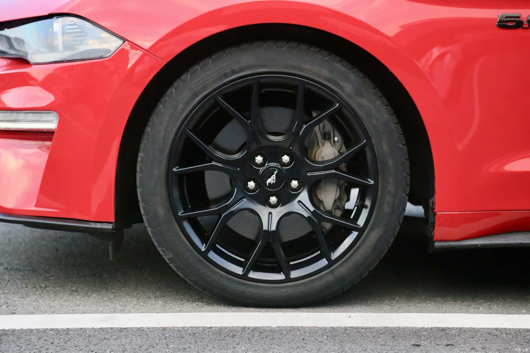 Ford Mustang, 2021 все фото