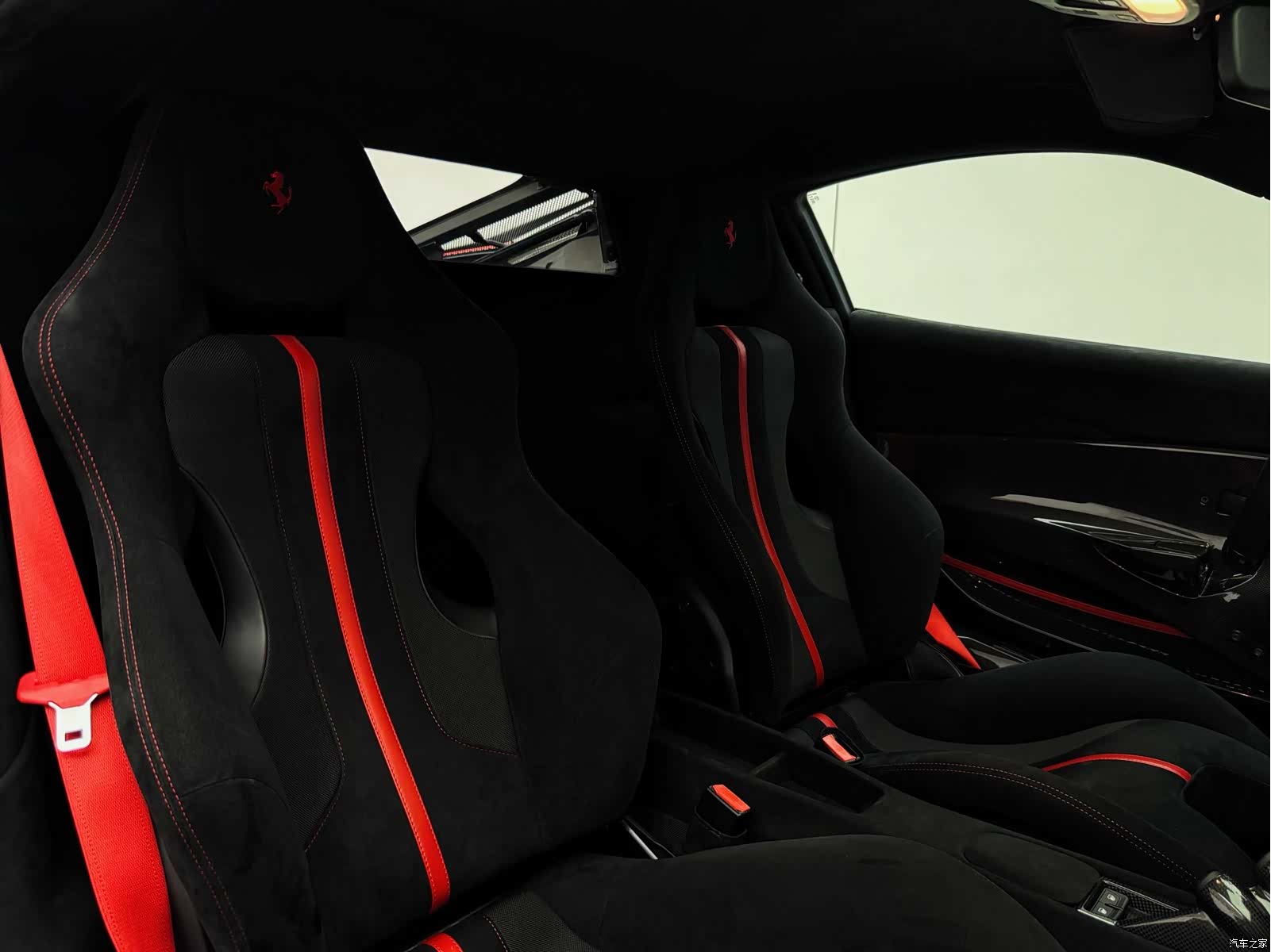 Ferrari 488, 2019 20