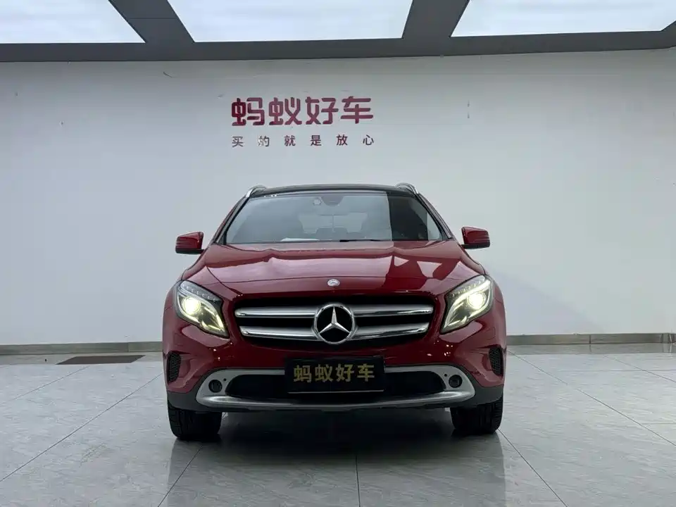 Mercedes-Benz GLA