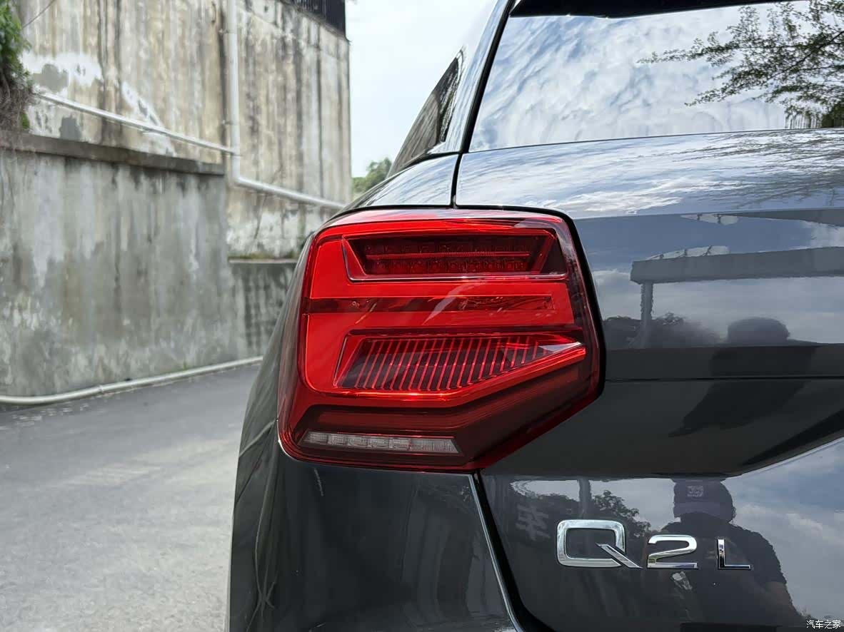 Audi Q2L, 2020 17