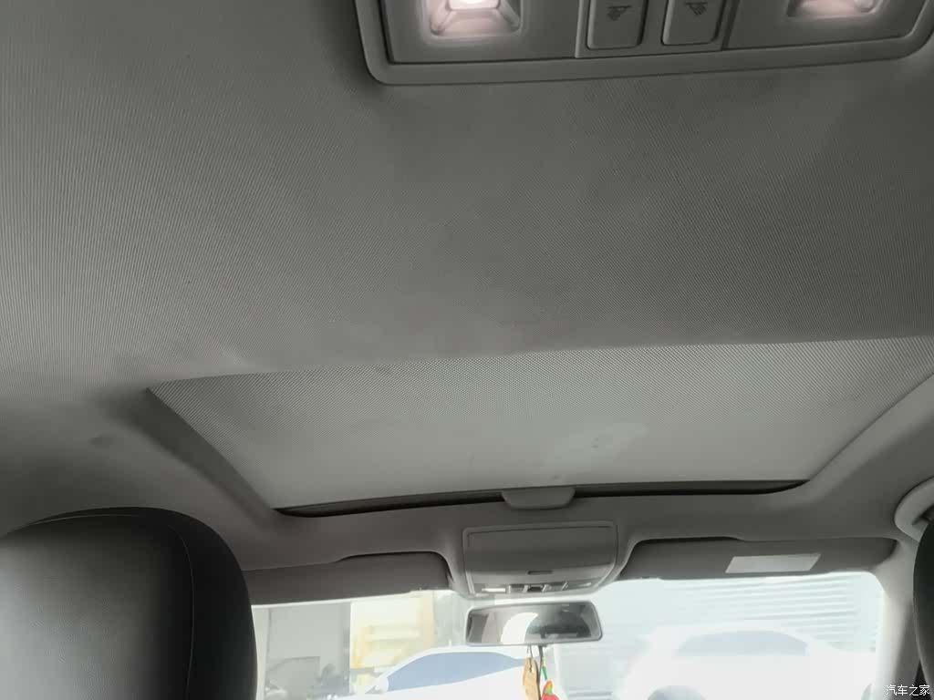 Volkswagen Lamando, 2015 14