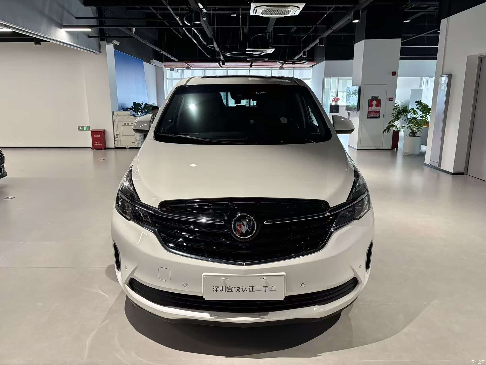 Buick GL8, 2022 2