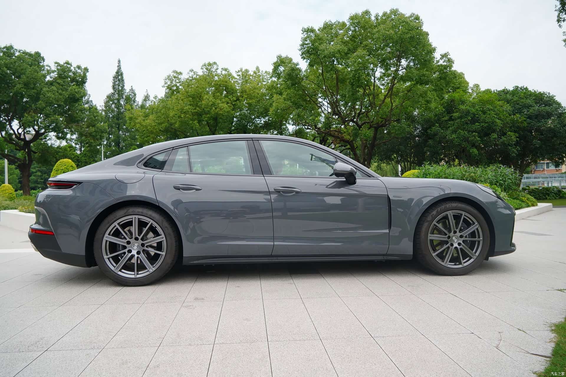 Porsche Panamera, 2026 18