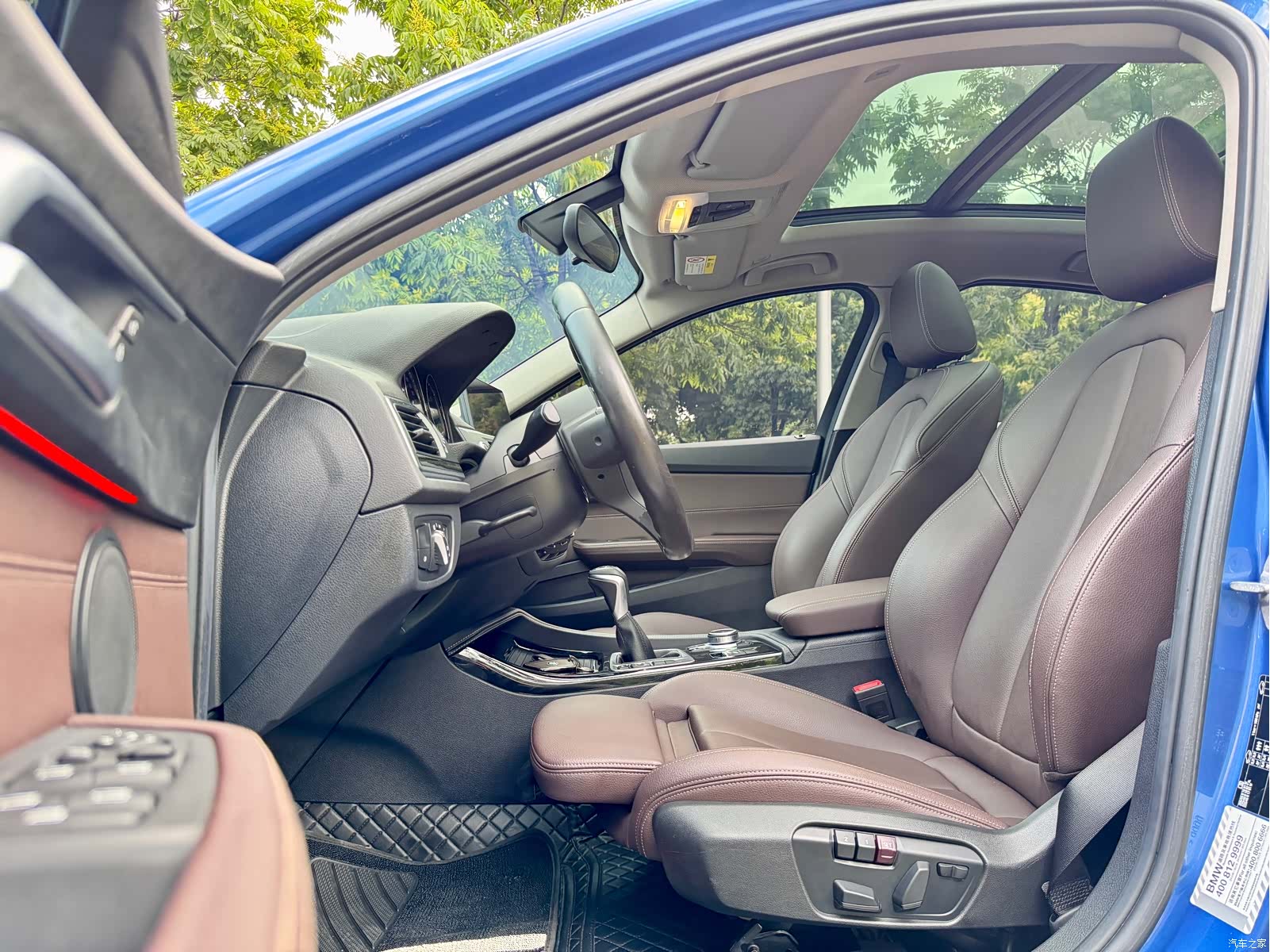 BMW 1 Series, 2019 все фото