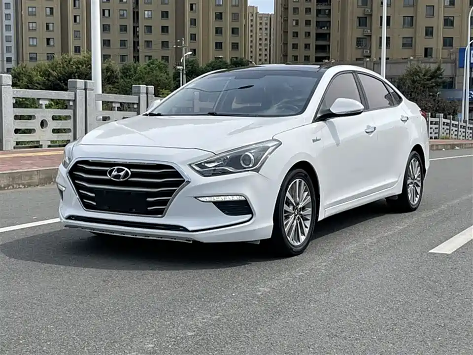 Hyundai Name picture