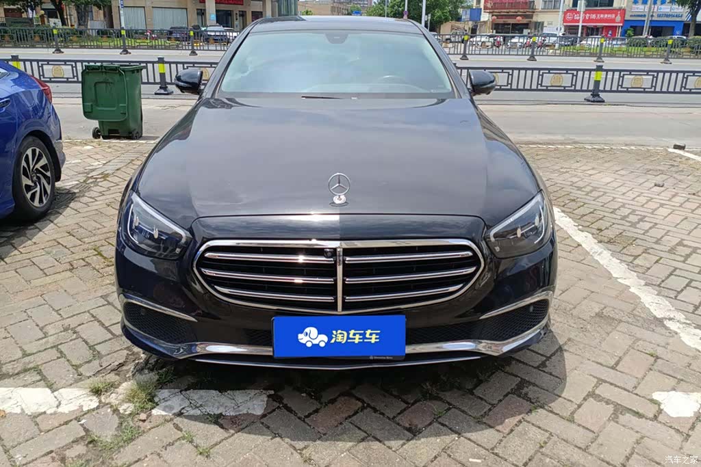 Mercedes-Benz E-Class, 2023 2