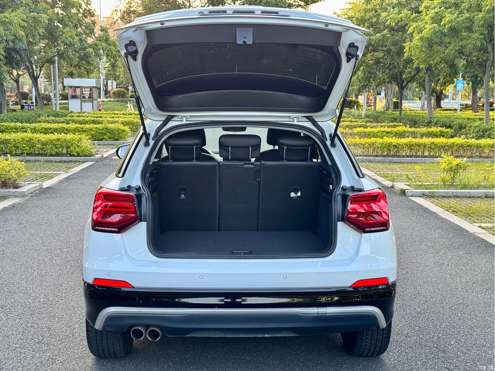Audi Q2L, 2020 24