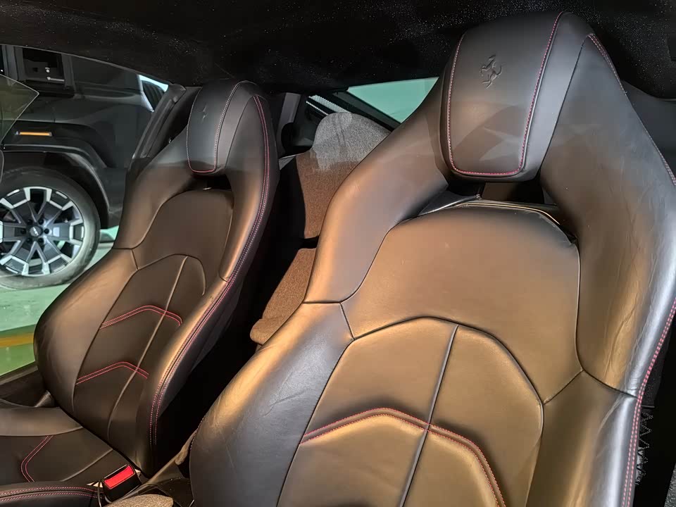 Ferrari 488