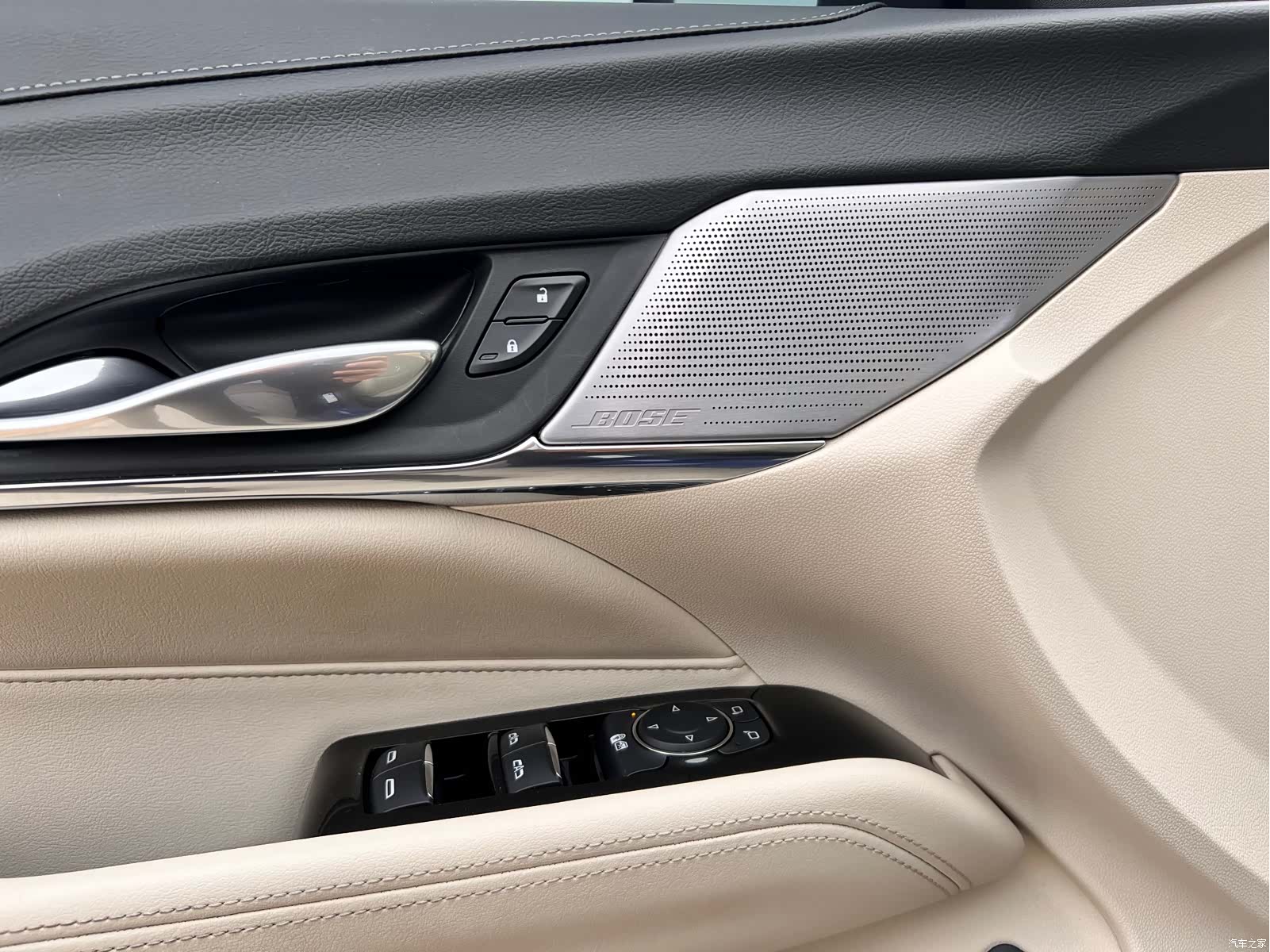 Cadillac CT4, 2023 все фото