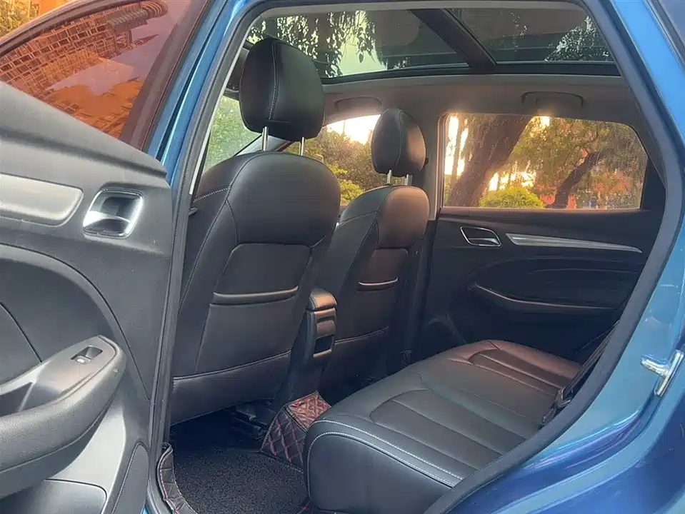 Roewe RX3 Roewe RX3