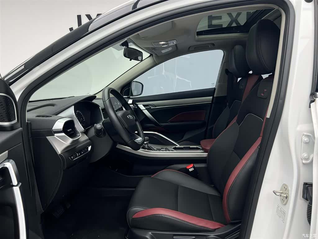 Geely Coolray, 2021 14