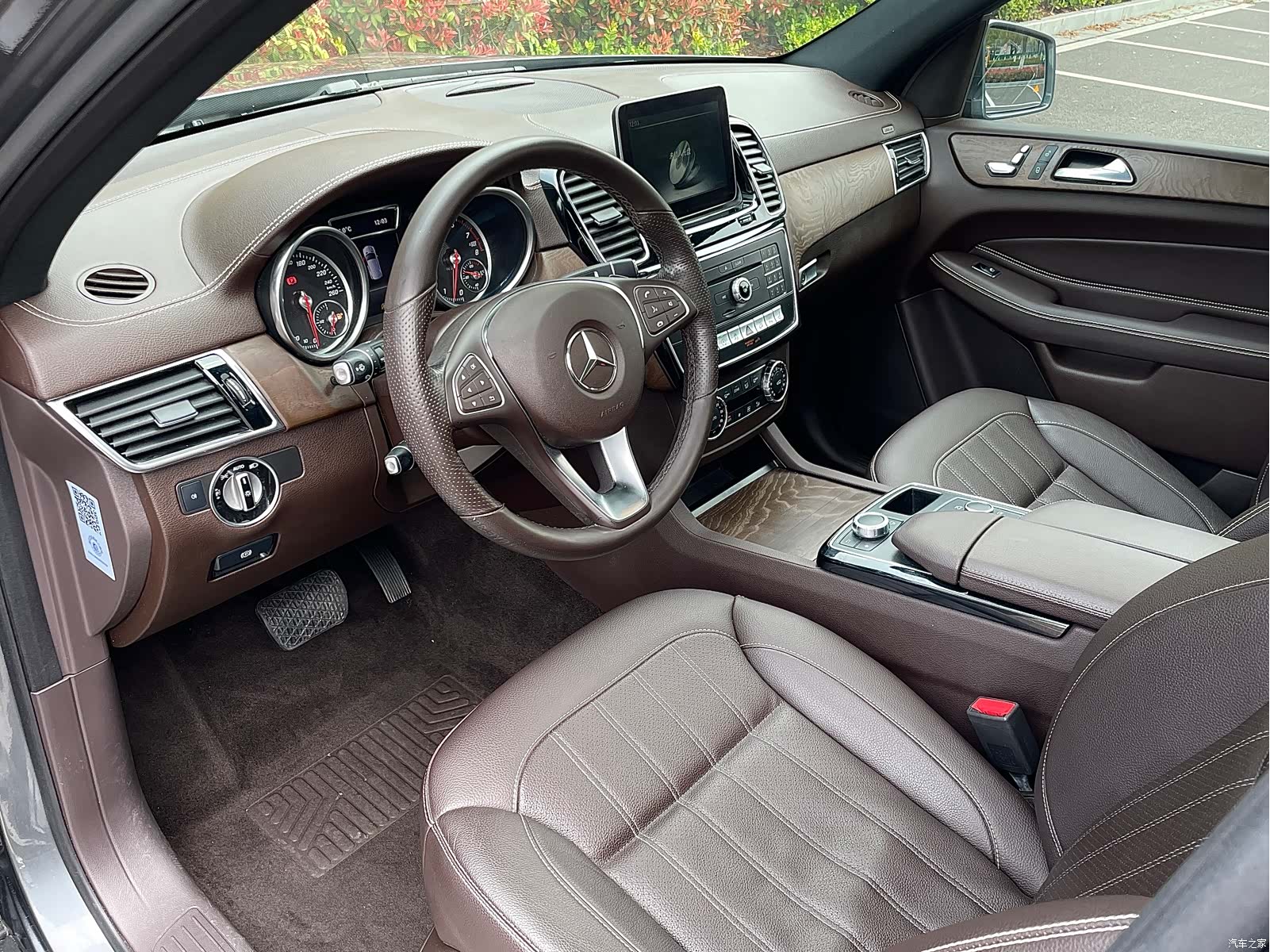 Mercedes-Benz GLE, 2017 6