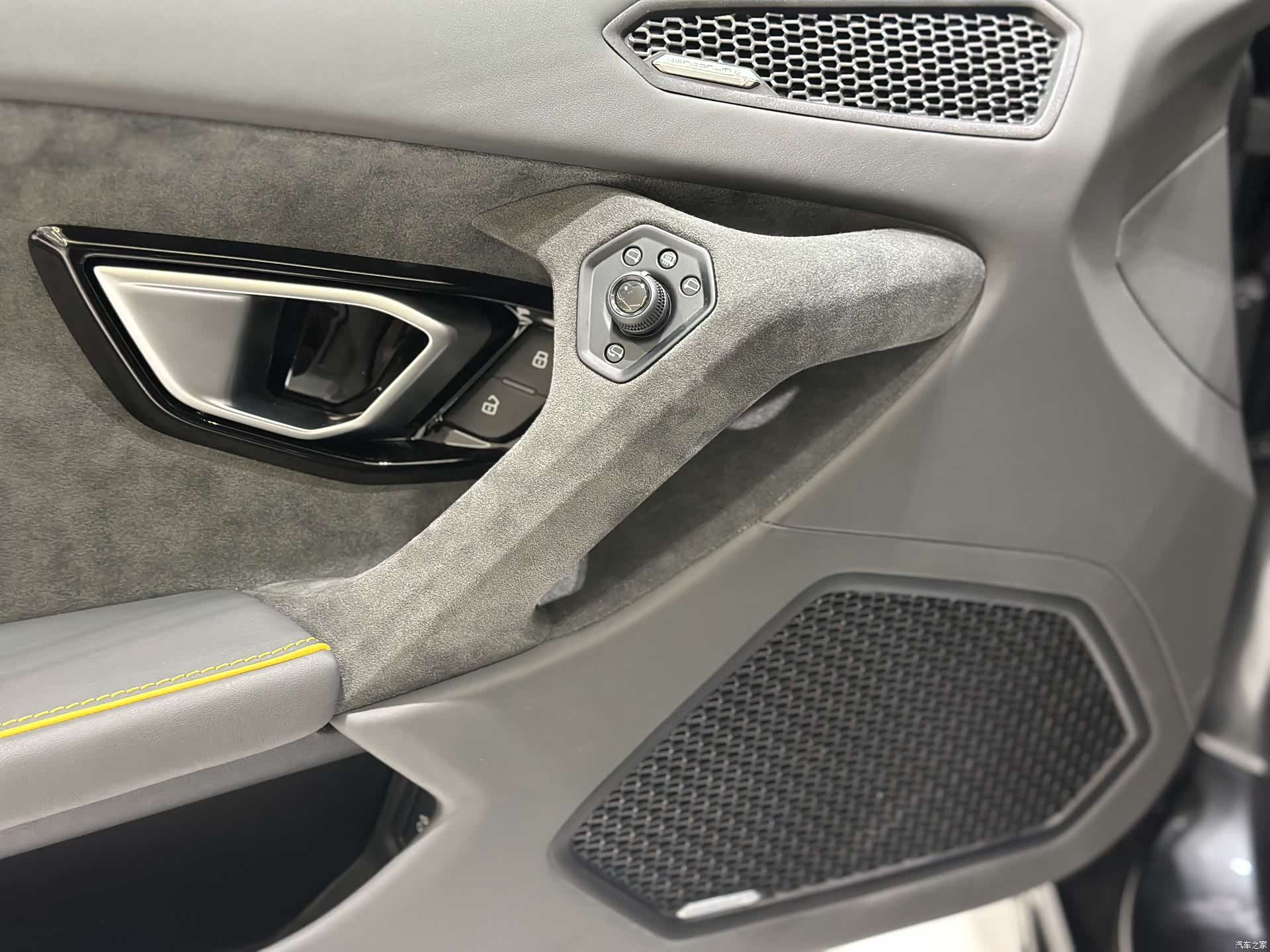 Lamborghini Huracán, 2024 8
