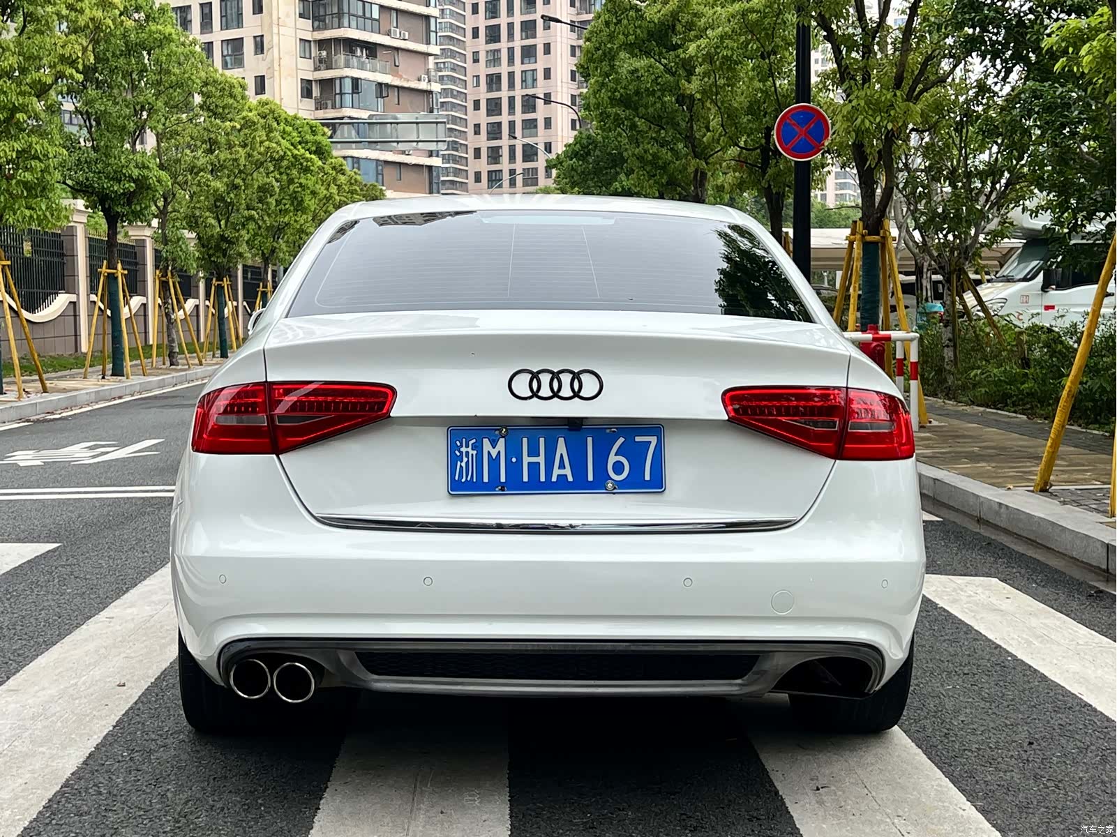 Audi A4L, 2014 6