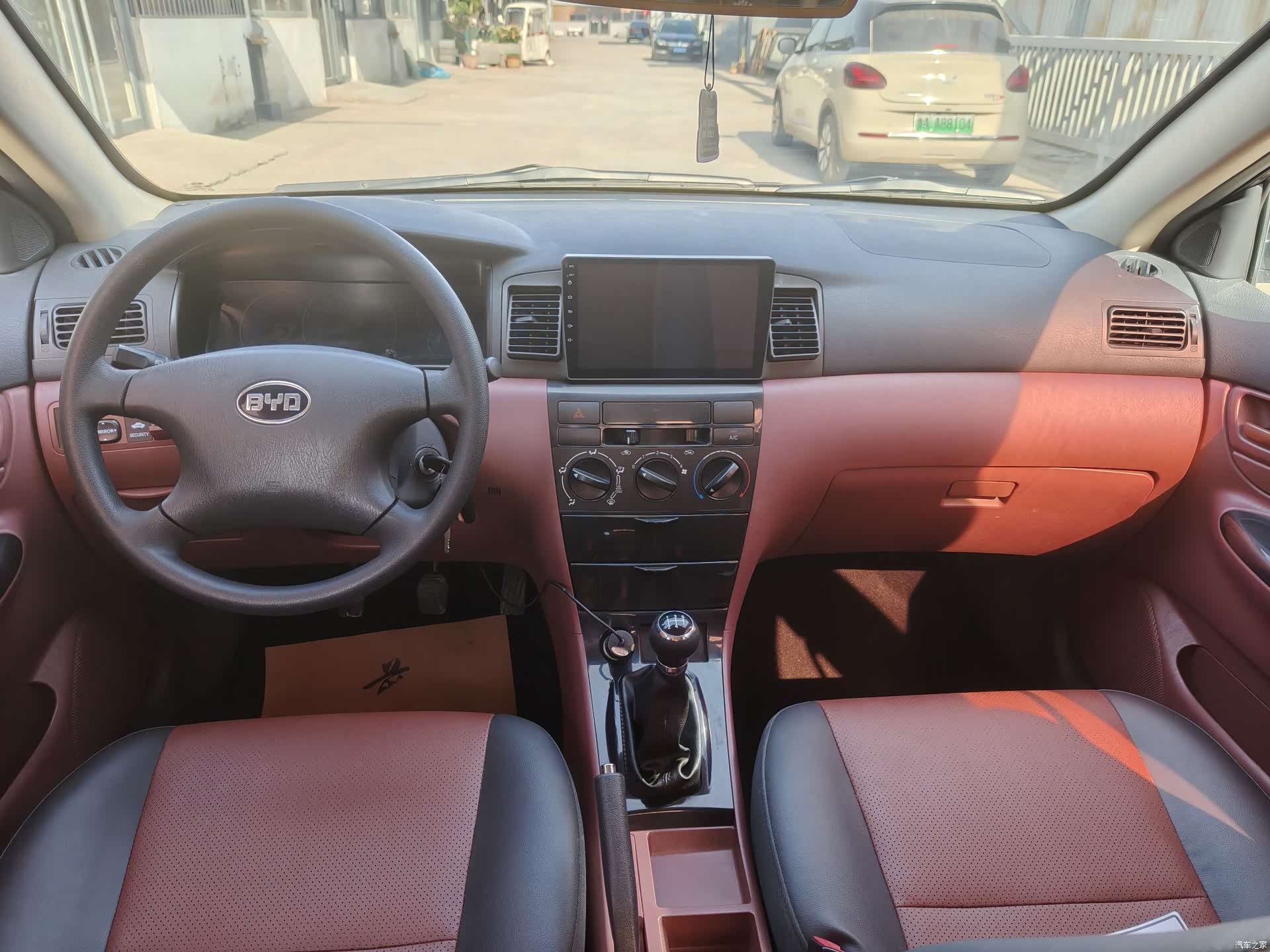 BYD F3, 2017 10