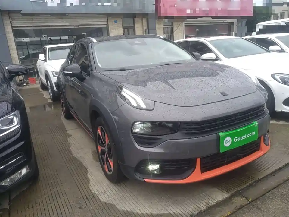 Lynk & Co 02