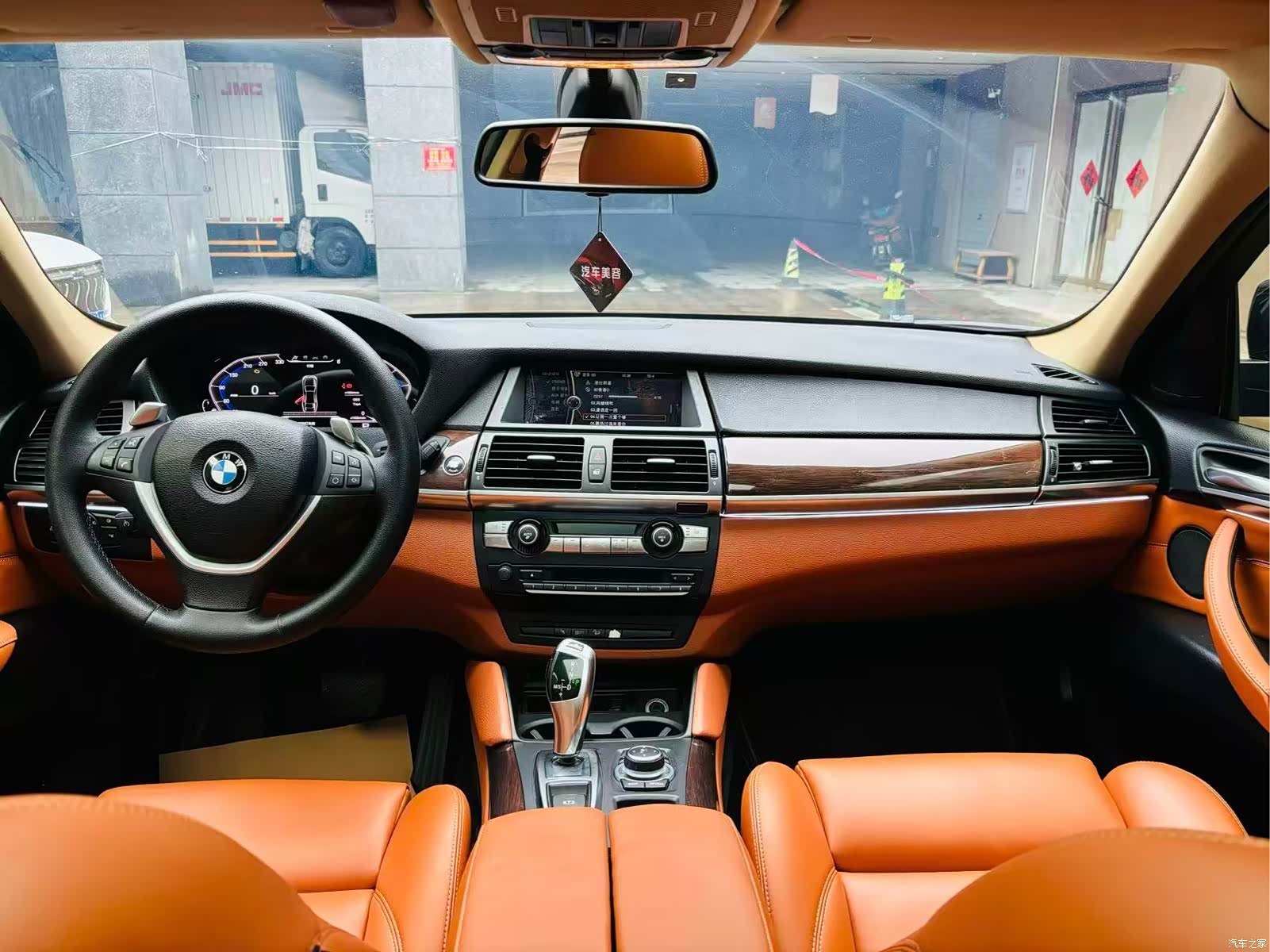 BMW X6, 2010 все фото