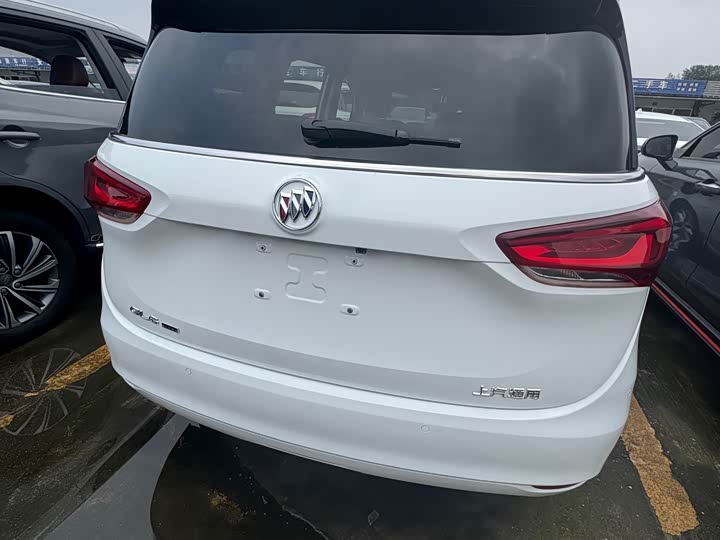 Buick GL6 2019 18T 6 seats Elite China VI