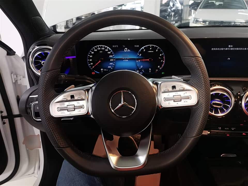 Mercedes-Benz Class A Mercedes-Benz Class A