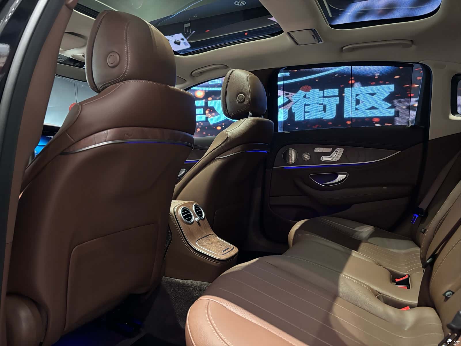 Mercedes-Benz E-Class, 2022 9
