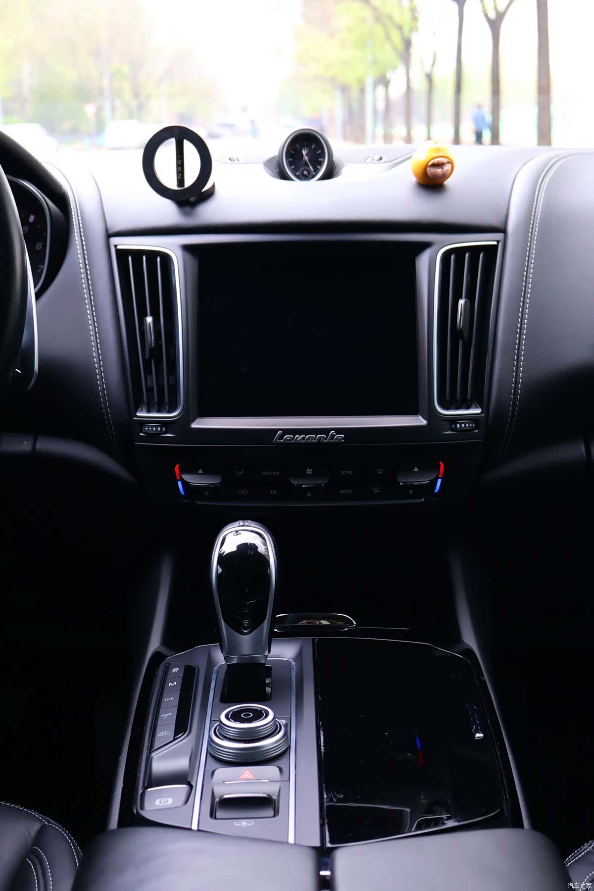 Maserati Levante, 2016 10