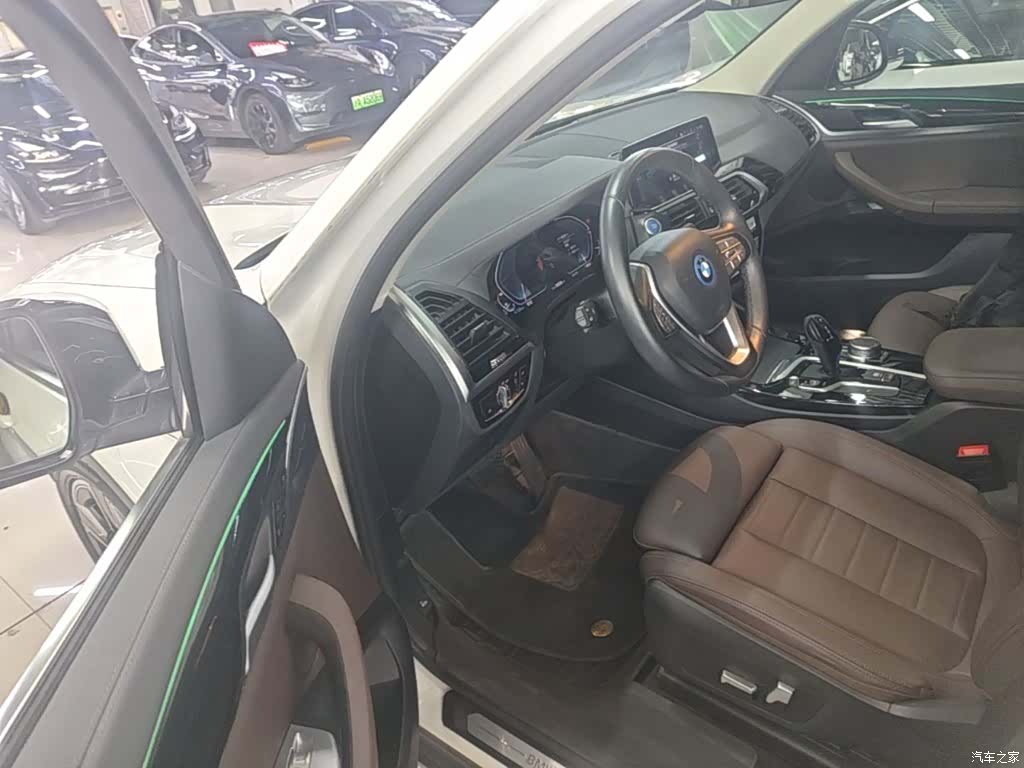 BMW iX3, 2021 16