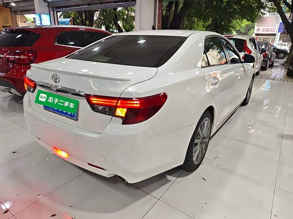 Toyota Reiz Toyota Reiz
