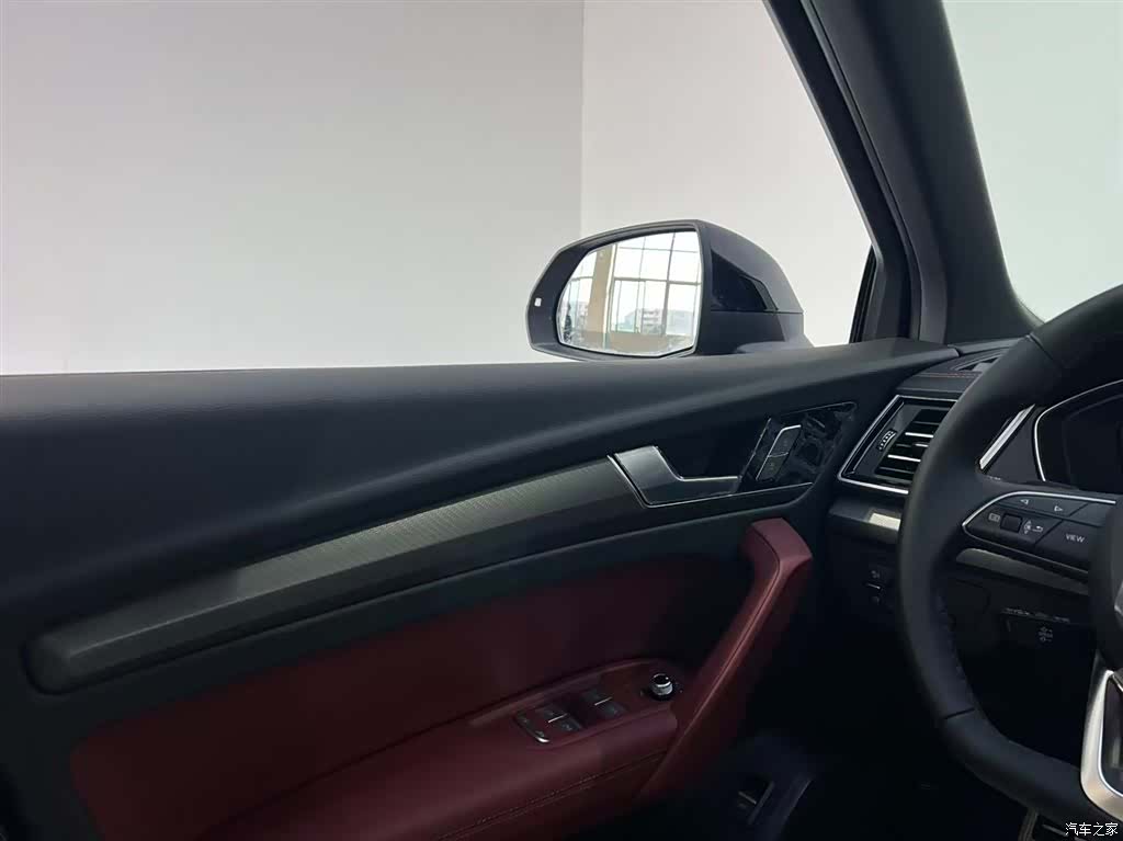 Audi Q5L, 2025 7