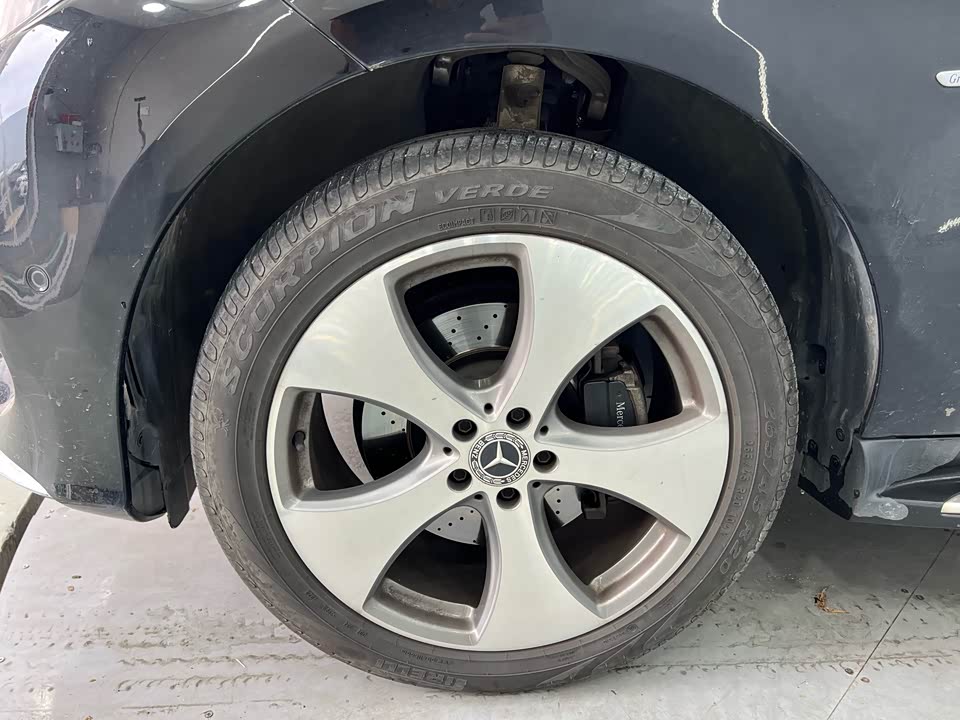 Mercedes-Benz GLE Mercedes-Benz GLE