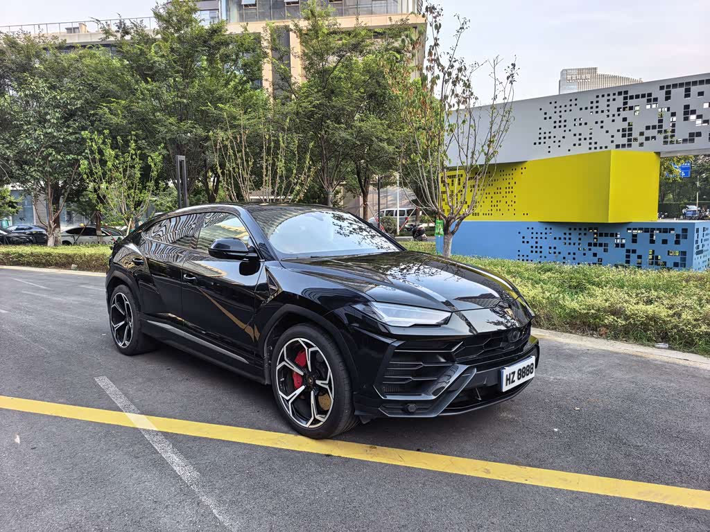 Lamborghini Urus