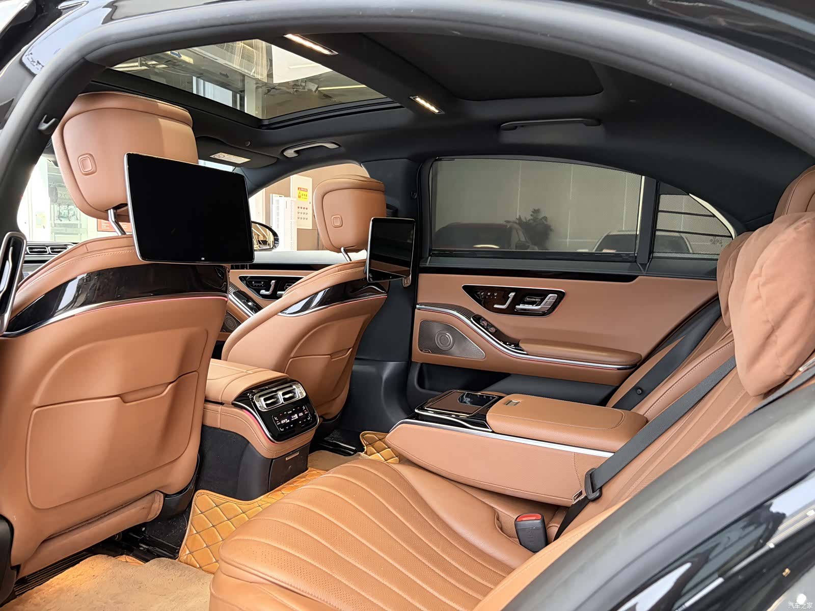 Mercedes-Benz S-Class, 2022 21