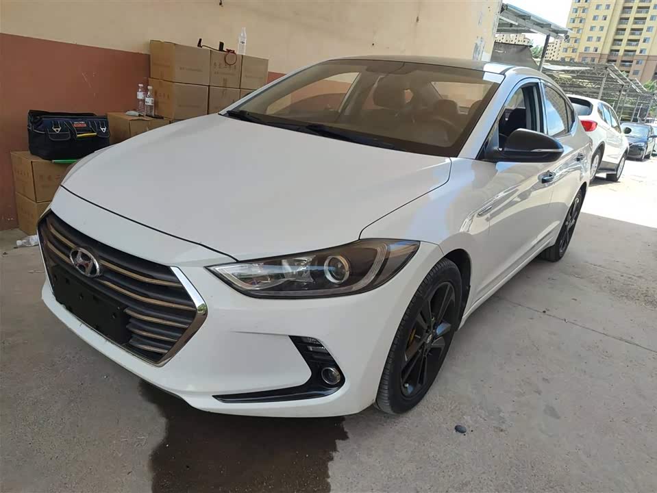 Hyundai Lead