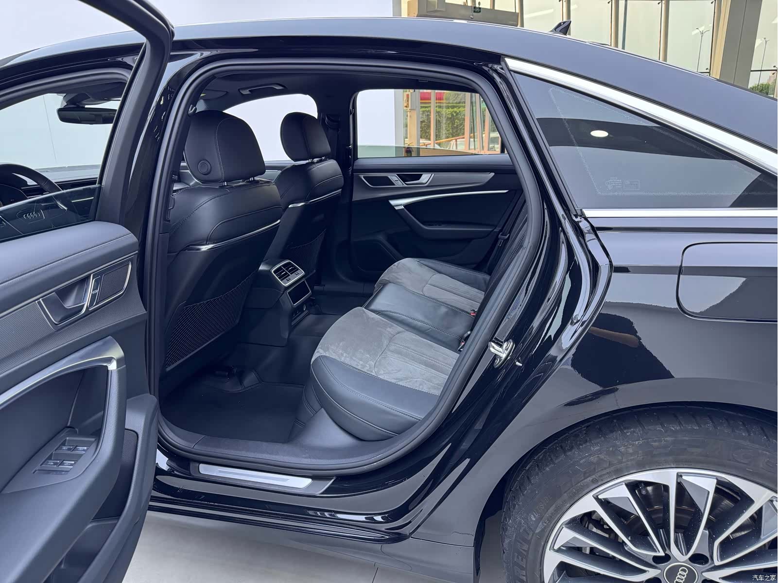 Audi A6L, 2023 8