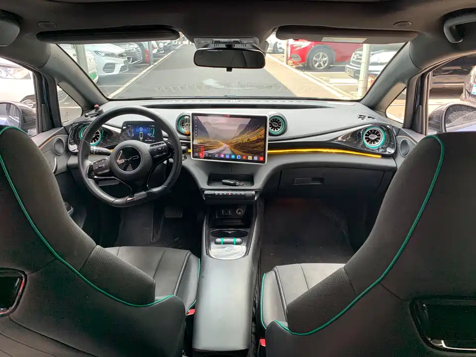 BYD dolphin