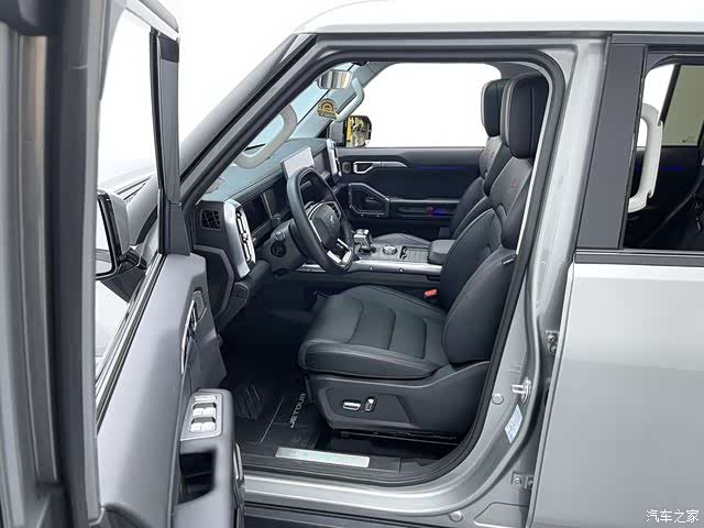 Jetour Traveller, 2025 12