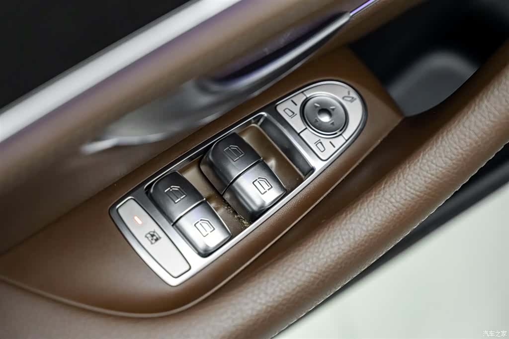 Mercedes-Benz E-Class, 2020 15
